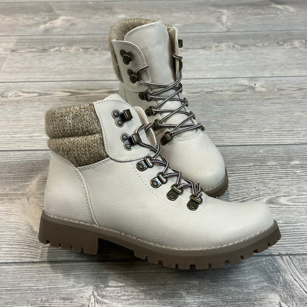NWT Cliffs by White Mountain Pathfield Booties White Sz 7